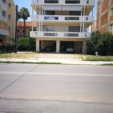 Jenny'S Luxury Flat Near The Center & Beach Каламата Екстериор снимка