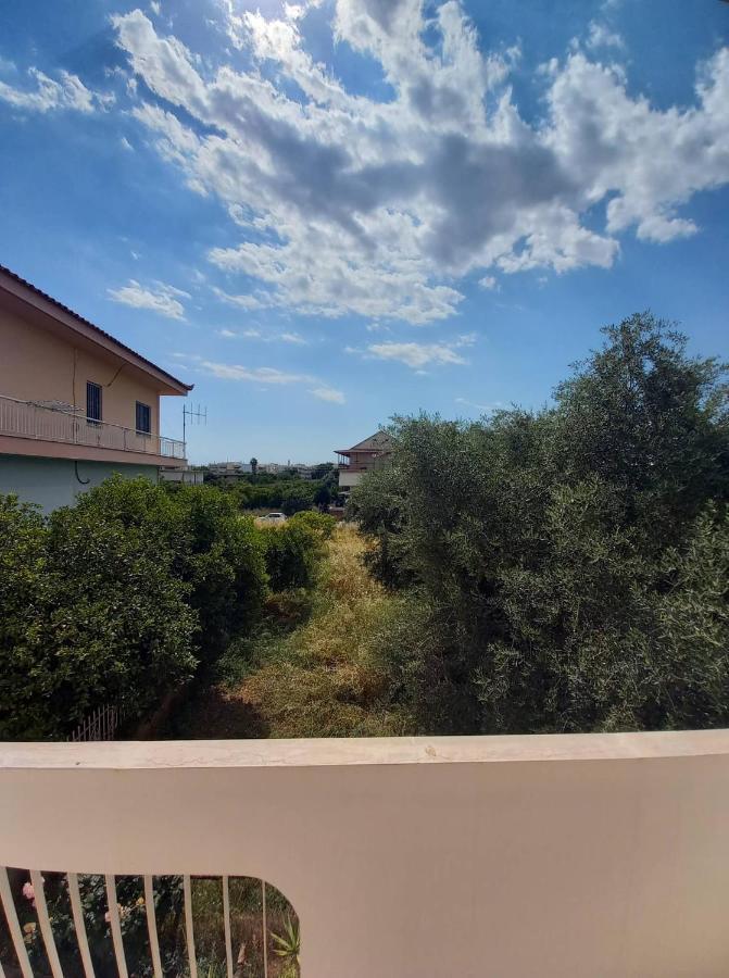 Jenny'S Luxury Flat Near The Center & Beach Каламата Екстериор снимка