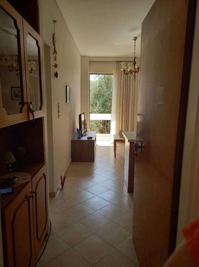 Jenny'S Luxury Flat Near The Center & Beach Каламата Екстериор снимка