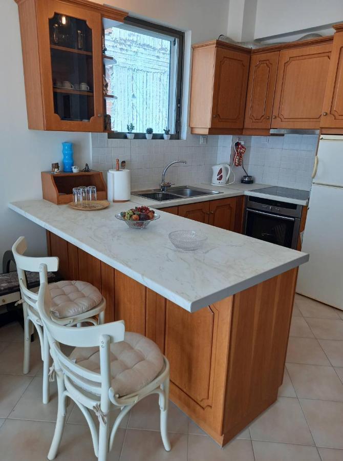 Jenny'S Luxury Flat Near The Center & Beach Каламата Екстериор снимка
