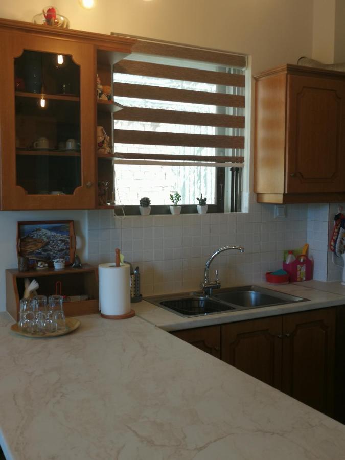 Jenny'S Luxury Flat Near The Center & Beach Каламата Екстериор снимка